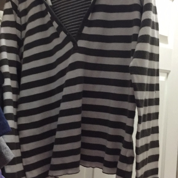 Shirt - Picture 2 of 3